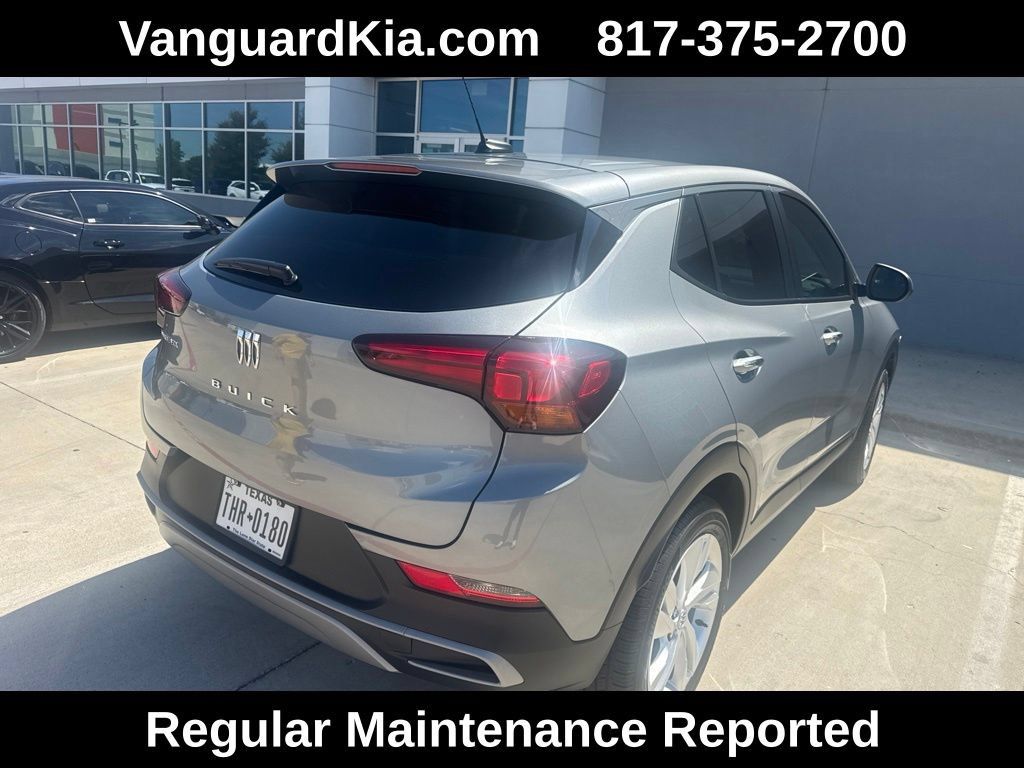 Used 2024 Buick Encore GX Preferred w/ Comfort Package FWD image 3