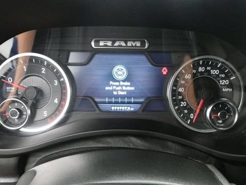 Used 2024 RAM 2500 Laramie AWD/4WD image 22