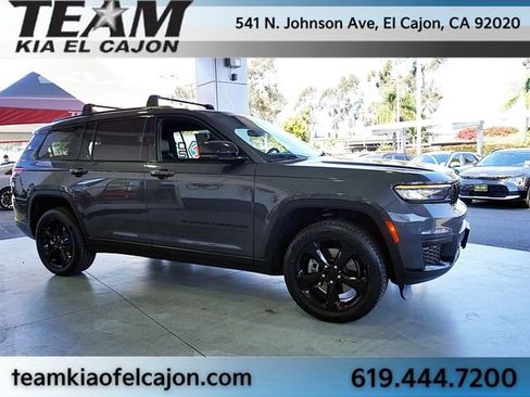 Used 2022 Jeep Grand Cherokee L Laredo image 10
