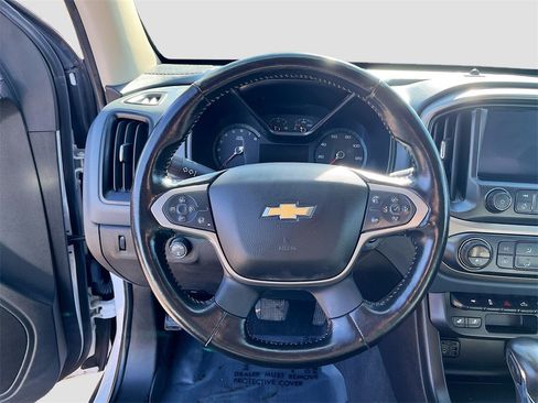 Used 2022 Chevrolet Colorado Z71 w/ LPO, Tonneau and Step Package image 11