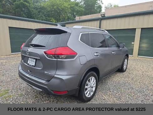 Used 2017 Nissan Rogue SV w/ SV Premium Package AWD/4WD image 6