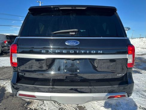 Used 2024 Ford Expedition Max XLT image 4