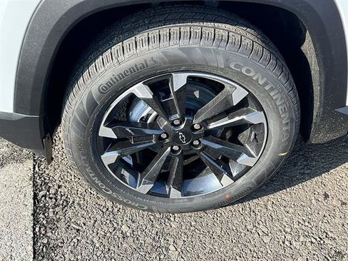 New 2026 Chevrolet Equinox RS w/ Convenience Package III AWD/4WD image 10