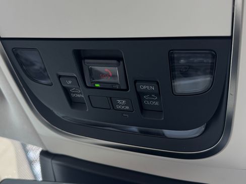 Used 2023 Lexus LS 500h AWD w/ Luxury Package image 53