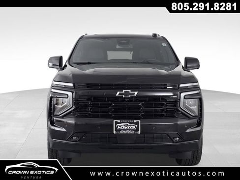Used 2025 Chevrolet Suburban RST w/ Sun And Tow Package image 2