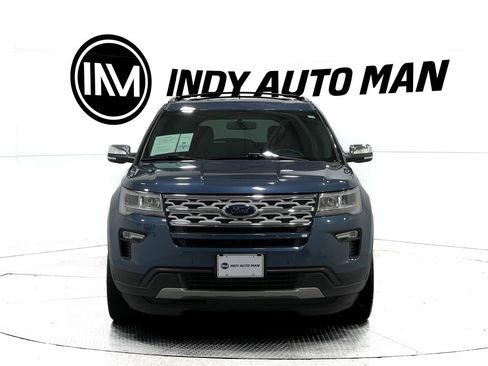 Used 2019 Ford Explorer XLT w/ Equipment Group 202A image 9