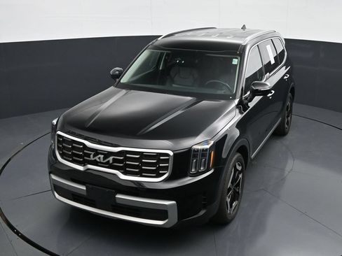 Used 2023 Kia Telluride S FWD image 28