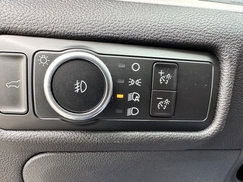 Used 2023 Ford Explorer XLT w/ Equipment Group 202A image 16