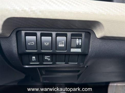 Used 2020 Subaru Ascent Premium w/ Convenience Package AWD/4WD image 9