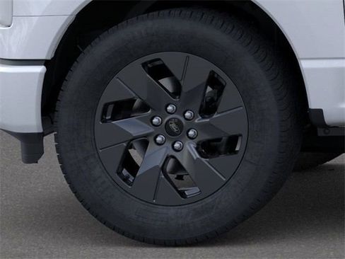 New 2025 Ford F150 Lightning Flash image 19