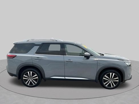 Used 2023 Nissan Pathfinder Platinum AWD/4WD image 34
