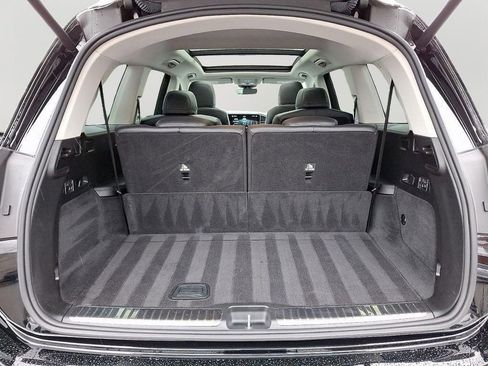 Used 2023 Mercedes-Benz GLS 450 4MATIC image 30