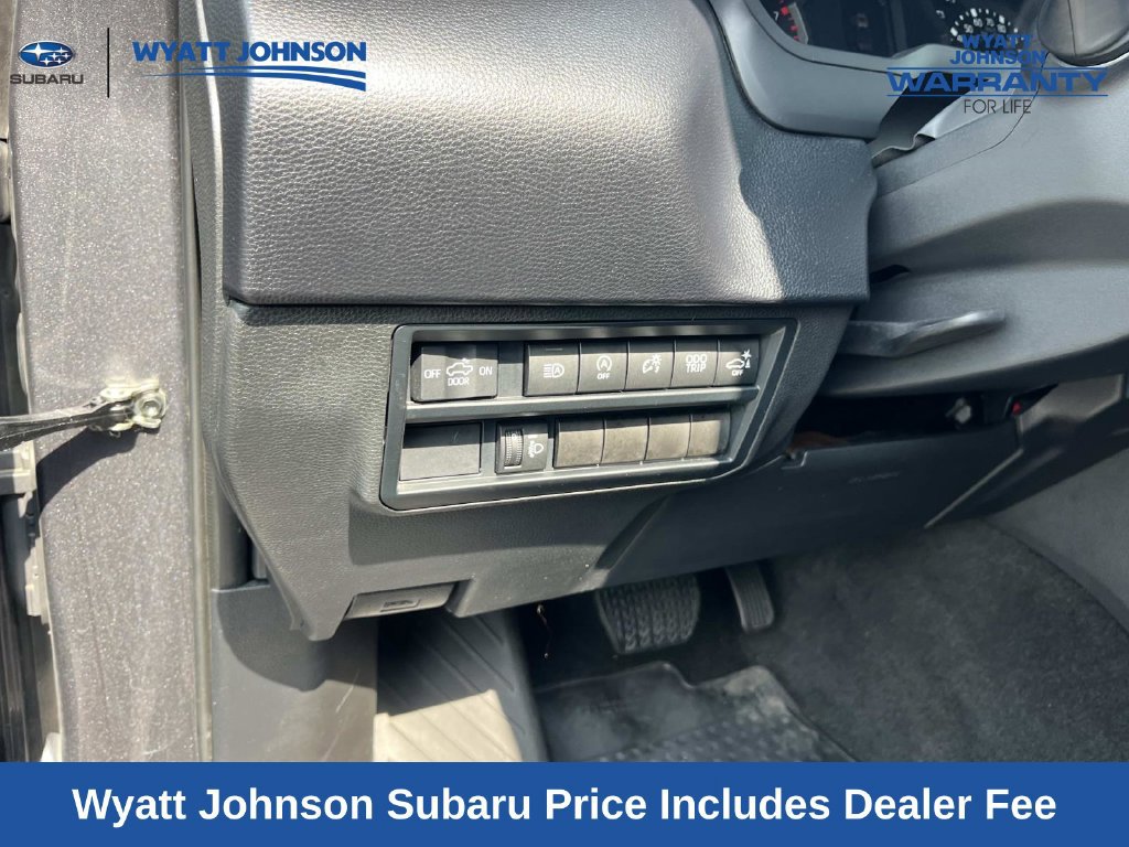 Used 2023 Toyota Tundra SR5 w/ SR5 Convenience Package AWD/4WD image 31