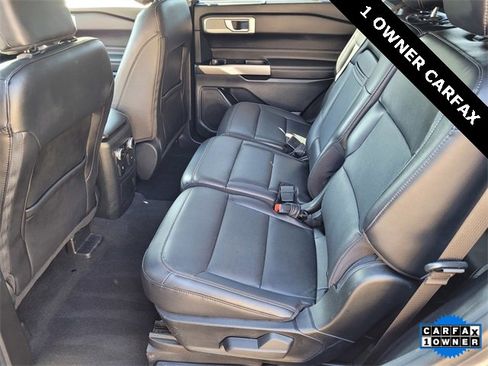 Used 2023 Ford Explorer Limited image 8