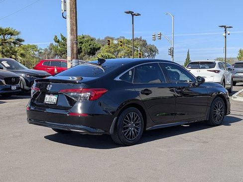 Used 2024 Honda Civic LX image 9