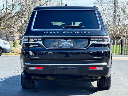 Used 2023 Jeep Grand Wagoneer Series II image 7