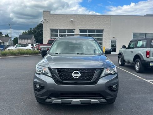 Used 2020 Nissan Pathfinder SL AWD/4WD image 3