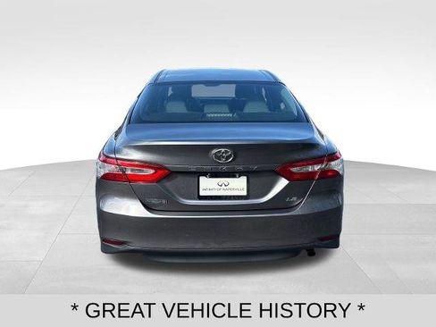 Used 2018 Toyota Camry LE FWD image 4