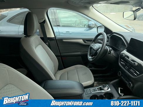 Used 2022 Ford Escape SE w/ Convenience Package image 8