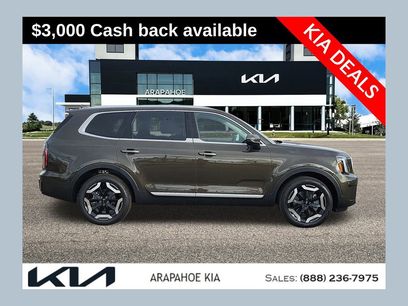New 2025 Kia Telluride EX w/ EX Captain's Chair Package