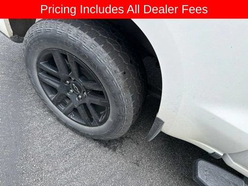 Used 2023 Chevrolet Silverado 1500 Custom AWD/4WD image 14