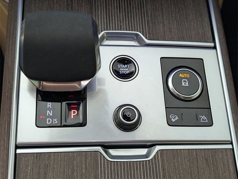 Used 2023 Land Rover Range Rover Long Wheelbase Autobiography image 19