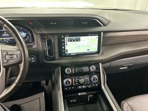 Used 2023 GMC Yukon Denali w/ Denali Reserve Package AWD/4WD image 19