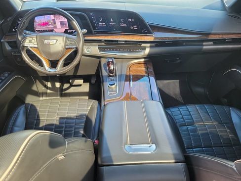 Used 2021 Cadillac Escalade ESV Sport Platinum w/ Heavy-Duty Trailer Package AWD/4WD image 15
