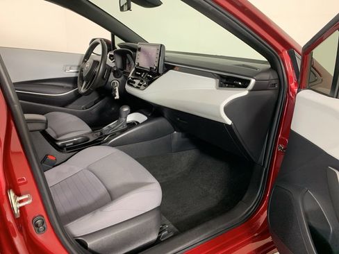 Used 2022 Toyota Corolla SE image 35
