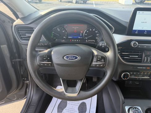 Used 2022 Ford Escape SE AWD/4WD image 17