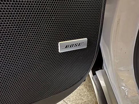 Used 2020 Buick Enclave Essence w/ Sound and Sites Package FWD image 38