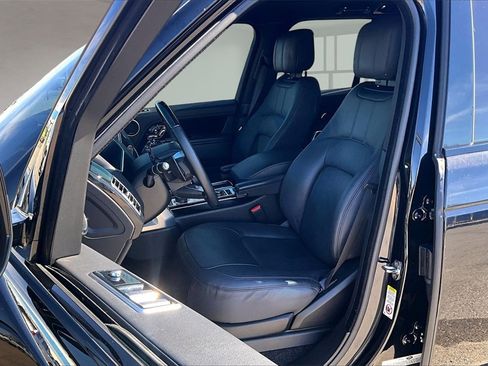 Used 2021 Land Rover Range Rover P525 Westminster Edition image 26