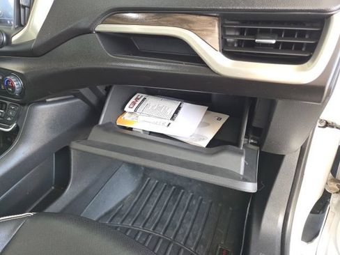 Used 2020 GMC Terrain Denali w/ GMC Pro Grade Package AWD/4WD image 56