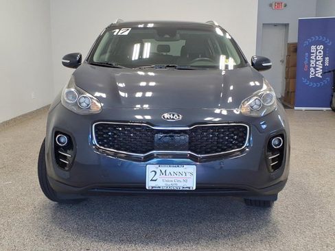 Used 2017 Kia Sportage EX w/ EX Technology Package AWD/4WD image 2