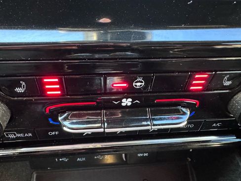 Used 2021 Jeep Grand Cherokee L Laredo image 23