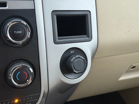 Used 2017 Ford Expedition XLT w/ Equipment Group 201A image 19