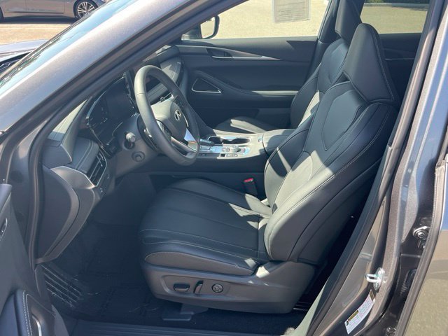 Certified 2027 INFINITI QX60 Luxe w/ Cargo Package FWD image 9