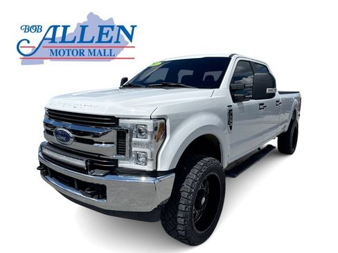Used 2017 Ford F250 XL w/ Power Equipment Group AWD/4WD image 1