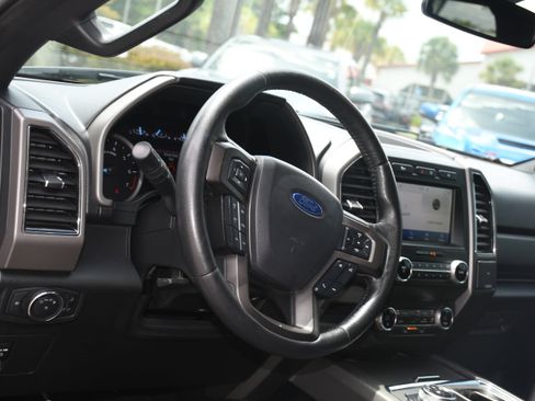 Used 2020 Ford Expedition XLT RWD image 8