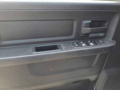 Used 2016 RAM 2500 Tradesman image 18