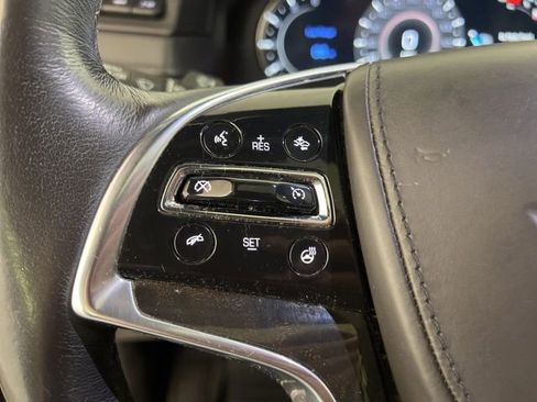 Used 2019 Cadillac Escalade Platinum image 18