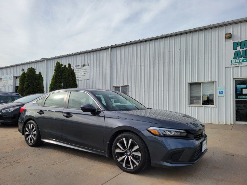 Used 2023 Honda Civic EX image 1
