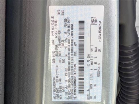 Used 2023 Ford Escape ST-Line image 25