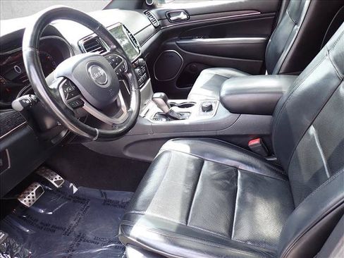 Used 2020 Jeep Grand Cherokee High Altitude AWD/4WD image 12