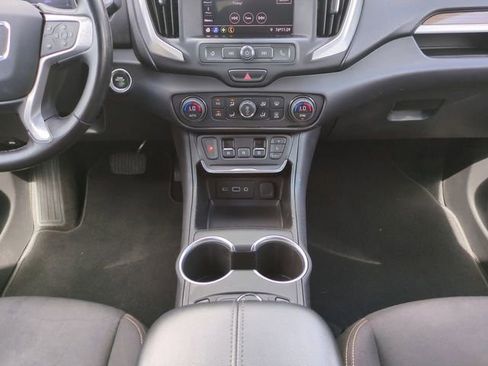 Used 2020 GMC Terrain SLE w/ Driver Convenience Package FWD image 18