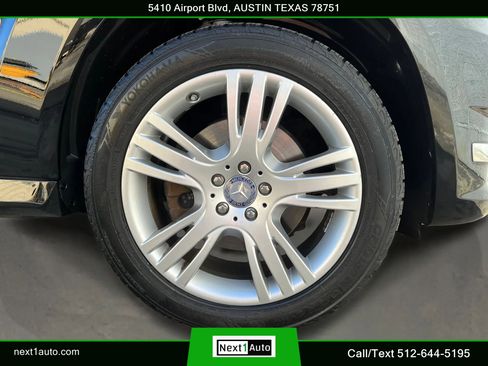 Used 2015 Mercedes-Benz GLK 350 4MATIC image 37