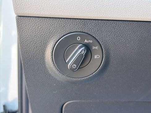 Used 2023 Volkswagen Taos S image 22