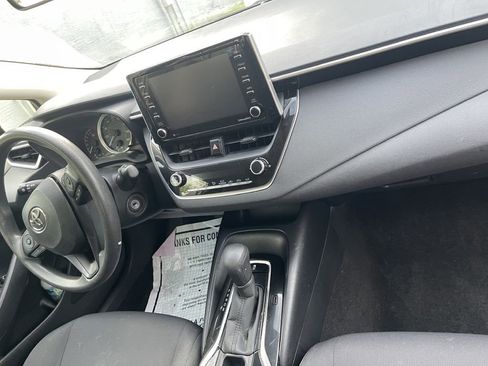 Used 2021 Toyota Corolla LE w/ Carpet Mat Package (TMS) image 21