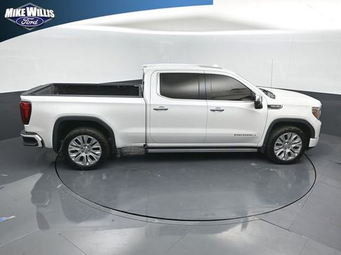 Used 2021 GMC Sierra 1500 Denali w/ Denali Ultimate Package AWD/4WD image 16