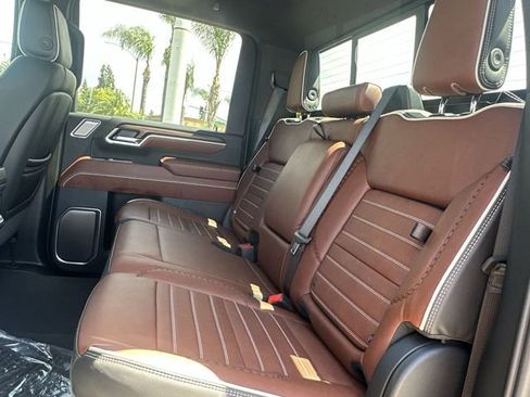 New 2026 GMC Sierra 3500 Denali Ultimate AWD/4WD image 26